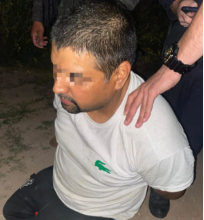 Ante el hallazgo, detuvieron al hombre, a quien identificaron como Jhonatan Ariel Quintana, de 34 años, con domicilio en Punta Lara.