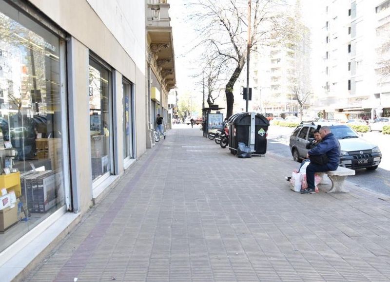 El jefe comunal estuvo acompañado por el secretario de Seguridad, Diego Pepe.