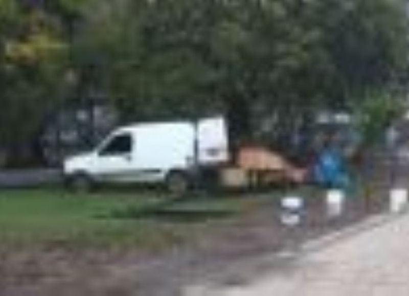 Autos sobre el parque