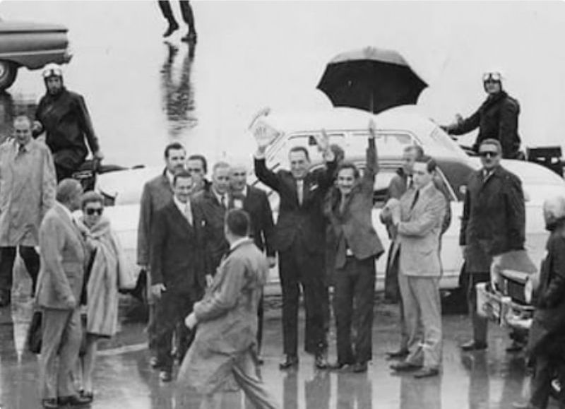 El 17 de noviembre de 1972 el ex presidente Juan Domingo Perón regresó a la Argentina después de 17 años.